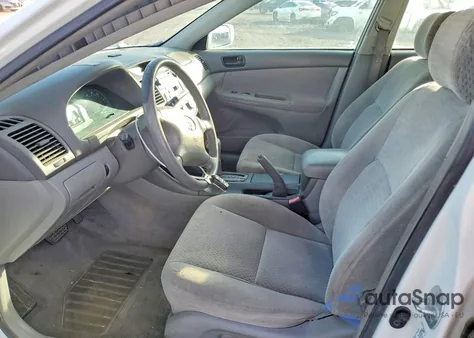 2002 Toyota Camry Le from USA, damaged, VIN 4T1BE32K32U037609